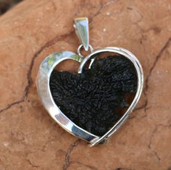 TRIXIE pendentif en argent, moldavite