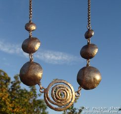 PALEOLITH SPIRAL NECKLACE with chainlet