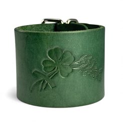Quatrefoil, leather bracelet, green