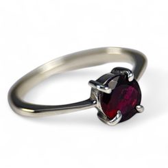 OCULAR, Silberring mit Granat