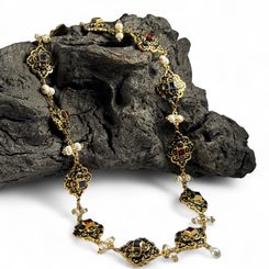 Collier Eleonora di Toledo, XVIe siècle, laiton, doré