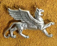 Griffon scythe, pendentif en argent Ag 925