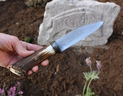 WYATT, Bowie knife with antler, hamon hardening