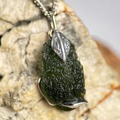 UROBOROS, silver pendant, moldavite Ag 925