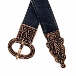 Roman belt with bronze buckle