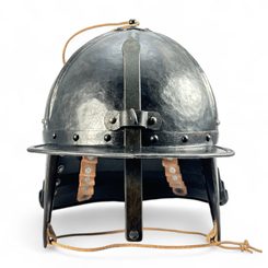 MORION casque de luxe gravé