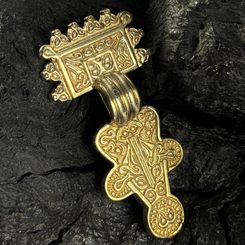 Anglo-Saxon brooch, 6th century, replica