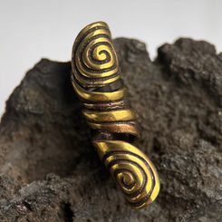 TÊTE CELTIQUE, style art latin, amulette, bronze