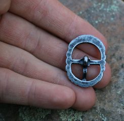 HISTORICAL BUCKLE VI, colour brass