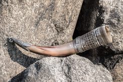 DRINKING HORN HOLDER, leather, brown