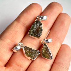 KALINA, MOLDAVITE, silver pendant Ag 925