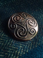 CRAIGH, large celtic bronze pendant