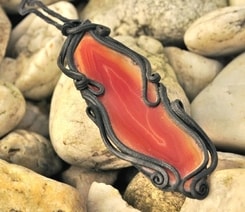 AGATE PENDANT red