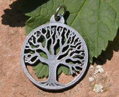 ARBOR VITAE AMULET