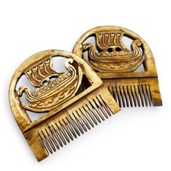 Viking comb, horn