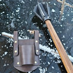 Leather hanger for mace