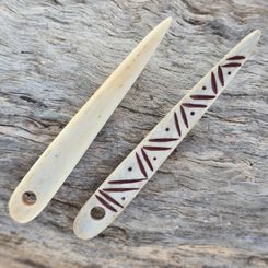 NEEDLE for naalbinding, antler