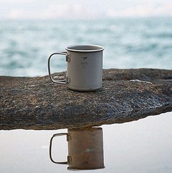Ti3200 Tasse en titane à paroi simple avec poignée pliante