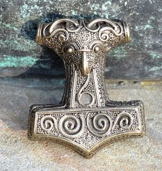 MARTEAU DE THOR - SCANIA, pendentif, étain