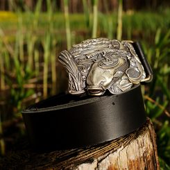 FISHBONE, CARVED SLAVIC DRINKING HORN