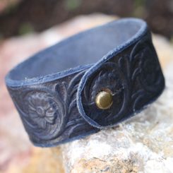 FREYA, leather bracelet, black