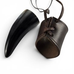 Leather neck holder for small drinking horn