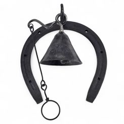 Cloche de ferme forgée en fer à cheval