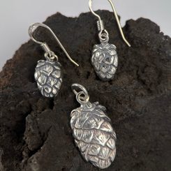 KIRA, Anhänger und Ohrringe, Silber 925 Granat