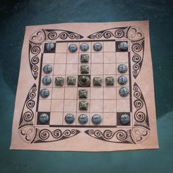 FIDCHELL, a Celtic board game version CÚ CHULAINN with a leather board