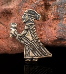 VALKYRIE avec une corne, Birka, pendentif, bronze
