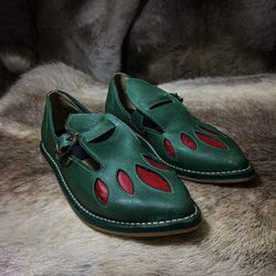BAMBERG, mittelalterliche Schuhe, grün