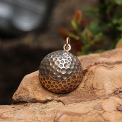 Balle de golf, pendentif en bronze