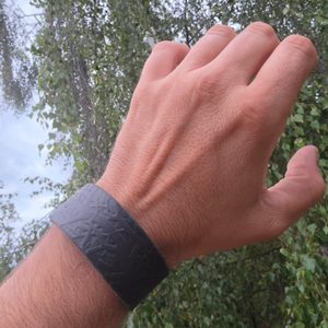 Fréamhacha Dubha Leather Bracelet, Black Roots