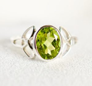 CELTIC KNOT, silver ring, peridot Ag 925/1000