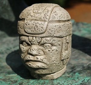 OLMEC HEAD, SAN LORENZO TENOCHTITLAN, SCULPTURE, REPLICA - AMERICA - INCAS, MAYA AND AZTECS{% if kategorie.adresa_nazvy[0] != zbozi.kategorie.nazev %} - SCULPTURES, GARDEN DECOR{% endif %}