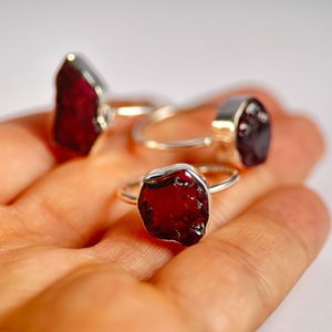 IGNARA, ring, garnet silver 925/1000