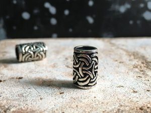 (NOT JUST) BEARD BEAD WITH VIKING KNOT, SILVER - VIKING PENDANTS{% if kategorie.adresa_nazvy[0] != zbozi.kategorie.nazev %} - JEWELLERY - BRONZE, ZINC{% endif %}