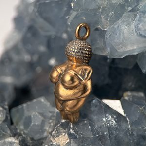 Vénus de Willendorf, pendentif, bronze