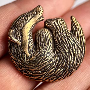 HÉRISSON - pendentif, bronze