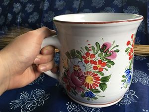 HUGE MUG, 1.4 L, CZECH HANDPAINTED CERAMICS - TRADITIONAL CZECH CERAMICS{% if kategorie.adresa_nazvy[0] != zbozi.kategorie.nazev %} - CERAMICS, GLASS{% endif %}