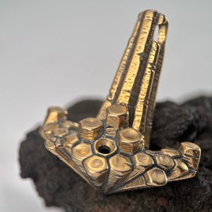 DIMMUBORGIR - HACHURES DE THOR - colonnes de basalte, bronze