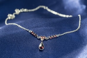 OSSIAN, garnet, Czech jewel, necklace