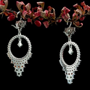 MELINDA, SILVER EARRINGS, MOLDAVITE, GARNET - MOLDAVITES, CZECH{% if kategorie.adresa_nazvy[0] != zbozi.kategorie.nazev %} - SILVER JEWELLERY{% endif %}