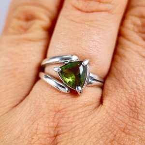 MOLDAVITE RING, trillion cut, sterling silver