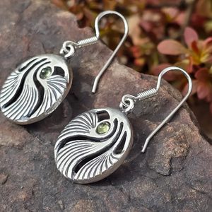 SHELLS - MOLDAVITE, PRAGUE ART NOUVEAU, EARRINGS SILVER 925 - EARRINGS{% if kategorie.adresa_nazvy[0] != zbozi.kategorie.nazev %} - SILVER JEWELLERY{% endif %}