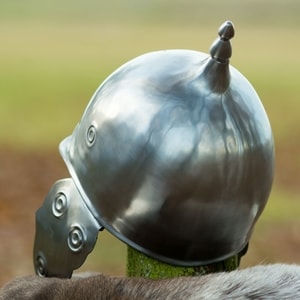 CELTIC HELMET, STEEL - ÉPOQUE ANTIQUE{% if kategorie.adresa_nazvy[0] != zbozi.kategorie.nazev %} - ARMURES ET BOUCLIERS{% endif %}