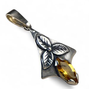 SHAMROCK, pendant, silver 925 and citrine