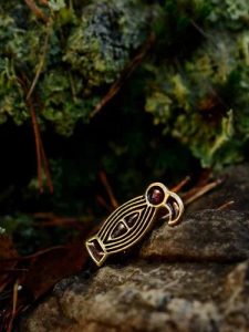 Merovingian bird brooch, bronze