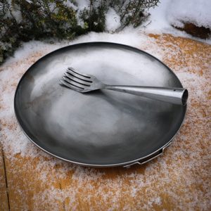 OUTDOOR PAN 23 CM WITH FORK HANDLE, PERUNIKA SYSTEM FOR BUSHCRAFT - BUSHCRAFT{% if kategorie.adresa_nazvy[0] != zbozi.kategorie.nazev %} - BUSHCRAFT, LIVING HISTORY, CRAFTS{% endif %}