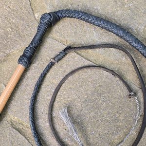 LEATHER WHIP, 250 cm